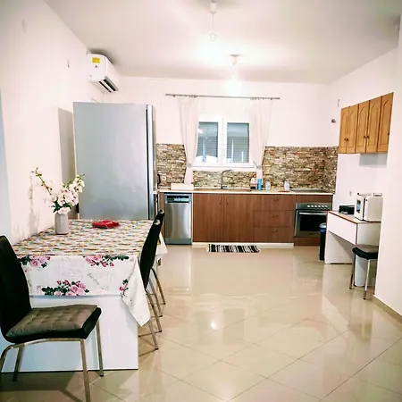 John's Corfu Chrisiida Sea View Kanálion