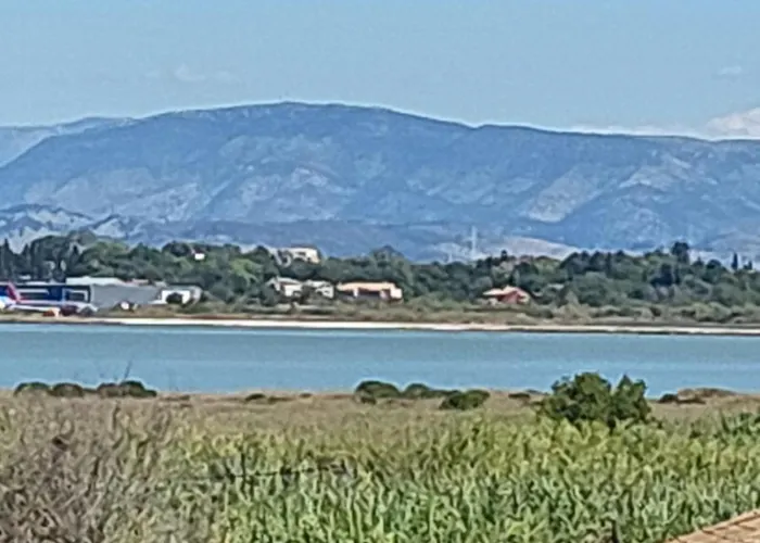 Villa John's Corfu Chrisiida Sea View Kanálion